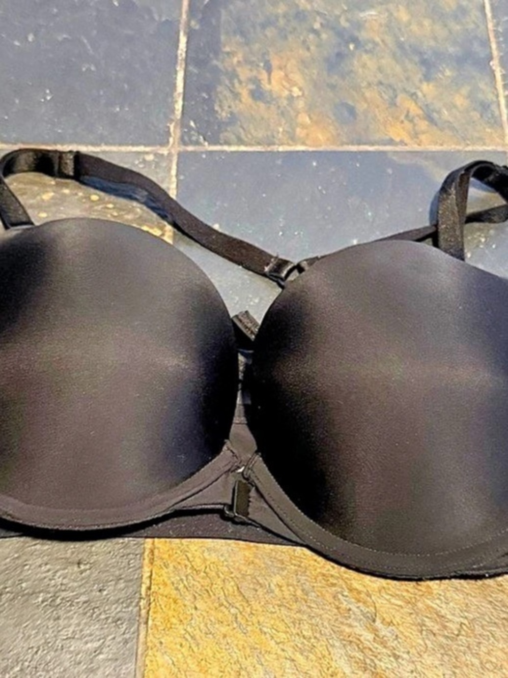 Victoria's Secret Very Sexy Push-Up Strappy Back Bra Black 34D